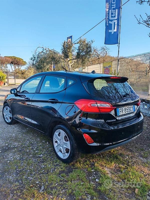 Usata Ford Fiesta Vignale 86 CV (63 kW) 2018 Nero Utilitaria