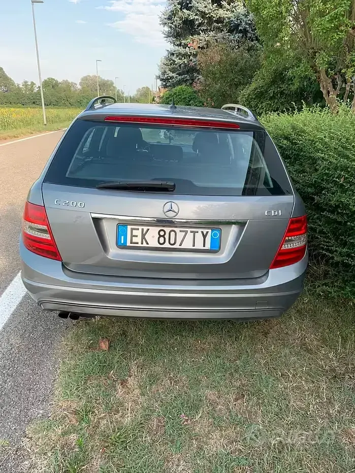 Usata Mercedes C200 136 CV (100 kW) 2011 Grigio Station wagon