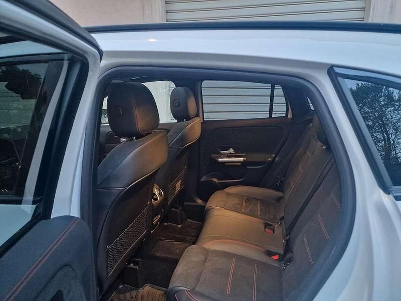 Usata Mercedes GLA200 Premium 150 CV (110 kW) 2023 SUV