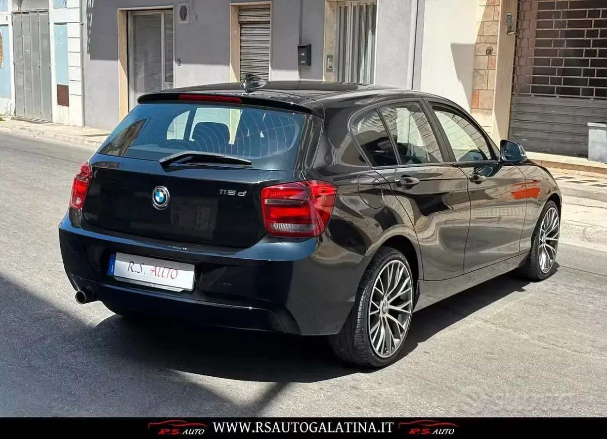 Usata BMW 118 143 CV (105 kW) 2015 Nero Utilitaria