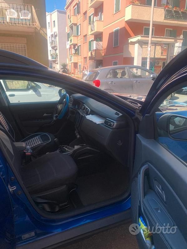 Usata Dacia Duster 90 CV (66 kW) 2023 Blu SUV