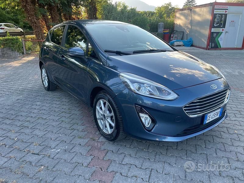 Usado Ford Fiesta Titanium 125 HP (91 kW) 2021 Azul Citadino