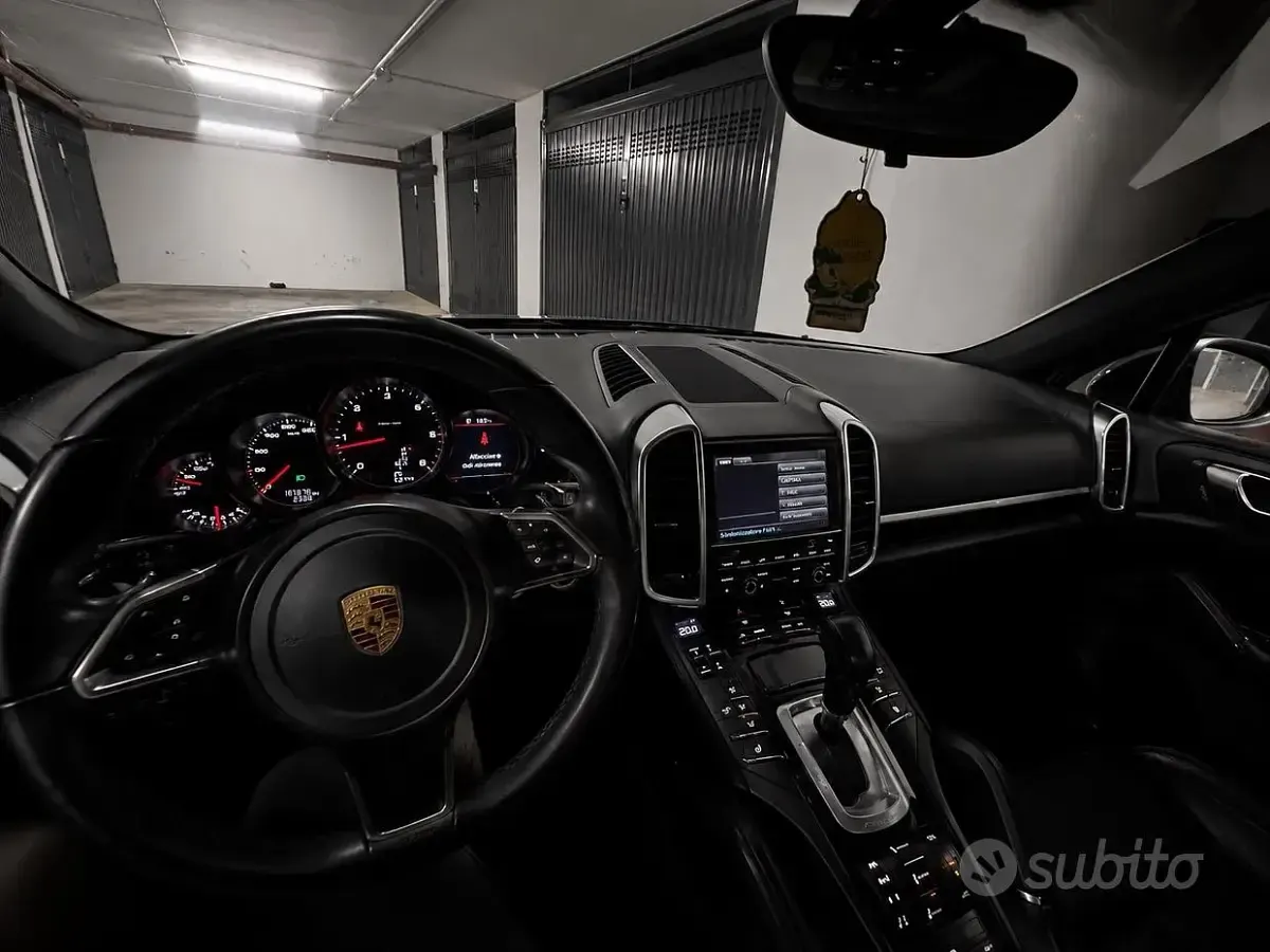 Usata Porsche Cayenne 245 CV (180 kW) 2014 SUV