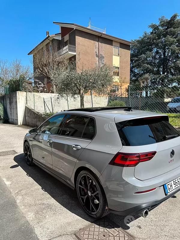Usata VW Golf VII GTI 2021 Grigio Utilitaria