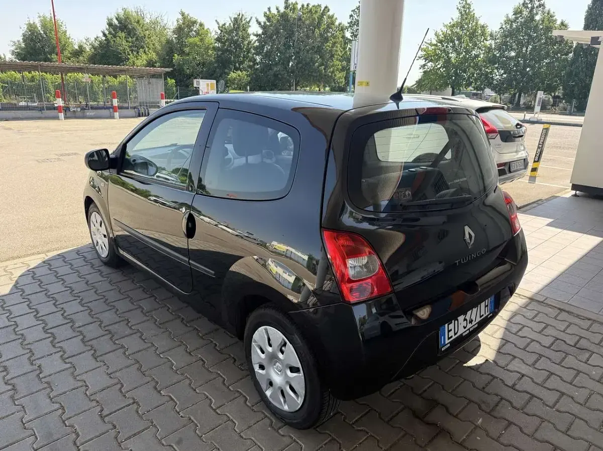 Usata Renault Twingo 76 CV (55 kW) 2010 Nero Utilitaria