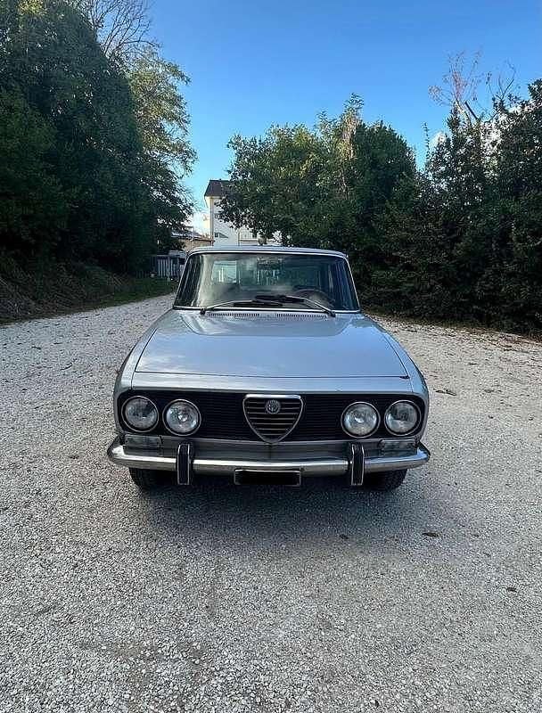Usata 1970 Alfa Romeo 2000 Berlina | 16.000 € - Immagine 1/4
