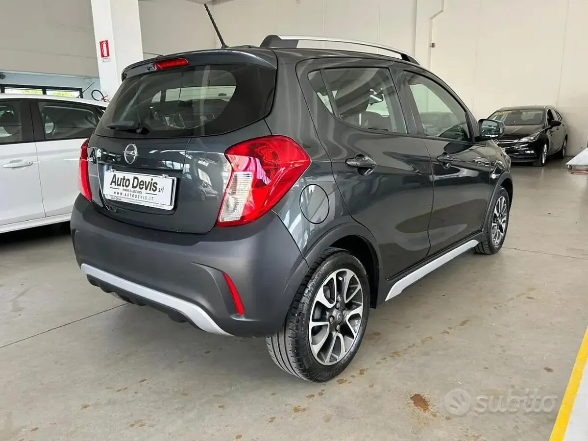 Usata Opel Karl Rocks 73 CV (53 kW) 2018 Grigio Utilitaria