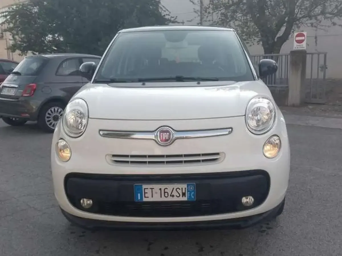 Usata Fiat 500L Lounge 80 CV (58 kW) 2014 Bianco Monovolume