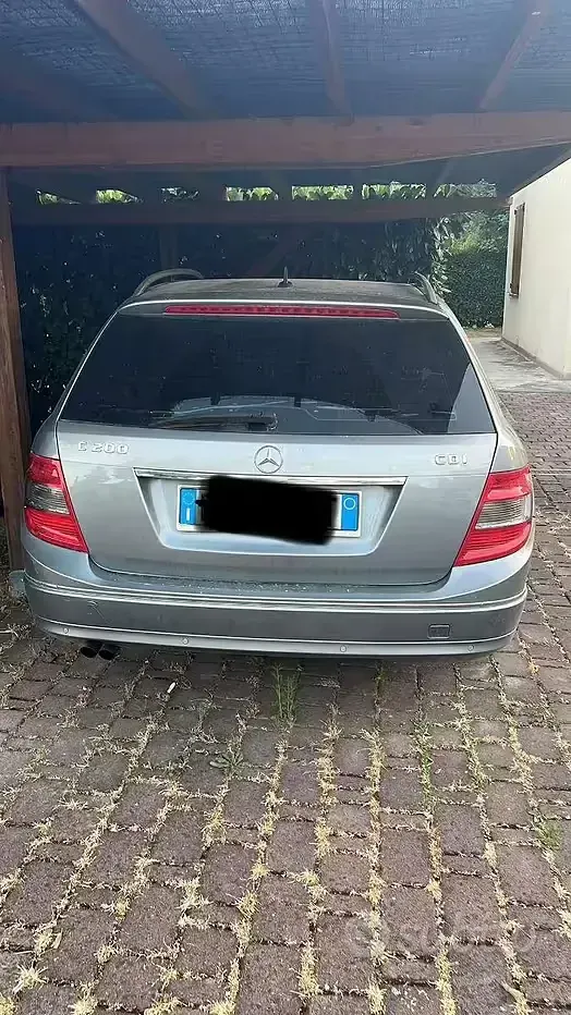 Usata Mercedes C200 136 CV (100 kW) 2015 Grigio Station wagon