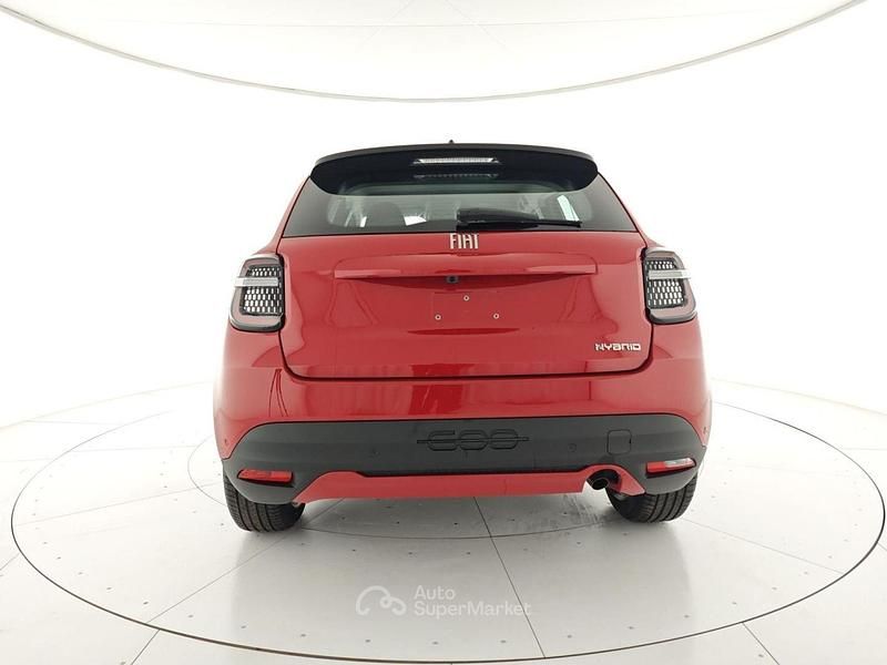 Usata Fiat 600 110 CV (80 kW) 2024 Rosso SUV