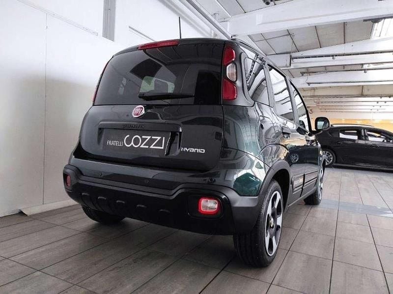 Nuova Fiat Panda Cross Cross 65 CV (47 kW) 2026 Verde Utilitaria