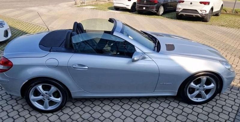 Usata Mercedes SLK200 163 CV (119 kW) 2004 Argento Cabrio