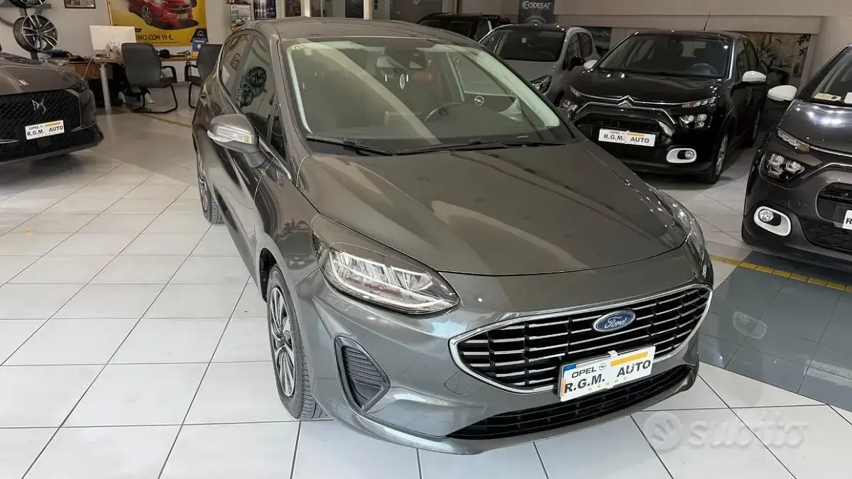 Usata Ford Fiesta Titanium 75 CV (55 kW) 2022 Grigio Utilitaria
