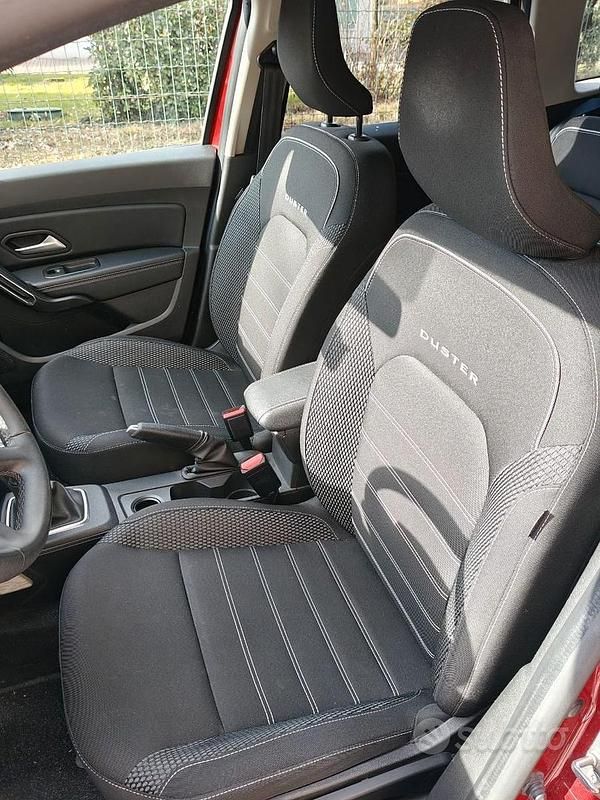 Usata Dacia Duster 90 CV (66 kW) 2023 Rosso SUV