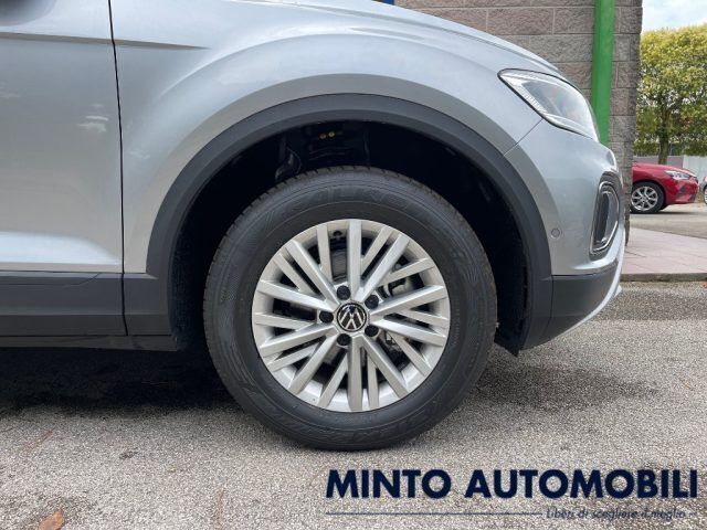 Usata VW T-Roc Pro 150 CV (110 kW) 2024 Argento SUV