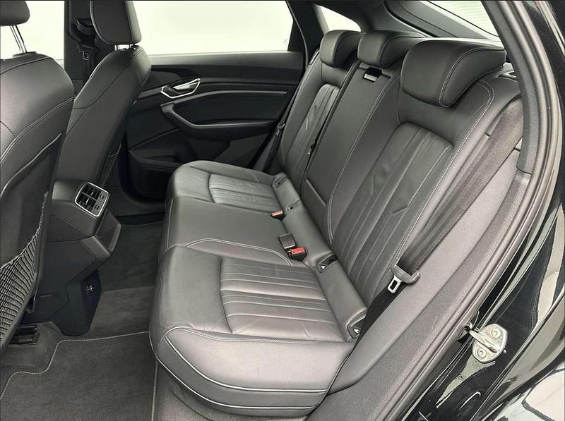 Usata Audi Q8 e-tron S-Line 158 kW (215 CV) 2023 Nero SUV