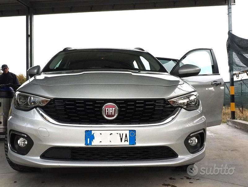 Usata Fiat Tipo 95 CV (69 kW) 2019 Grigio Station wagon