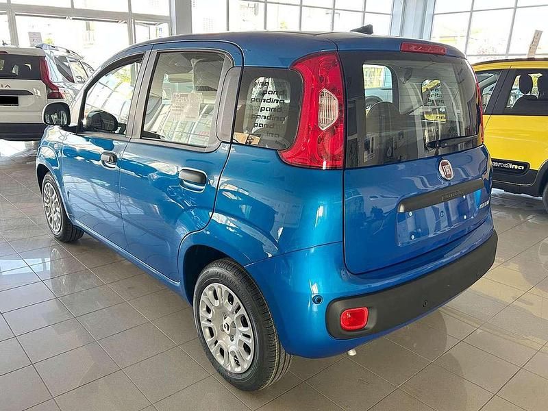Nuova Fiat Panda Icon 65 CV (47 kW) 2026 Blu italia Utilitaria