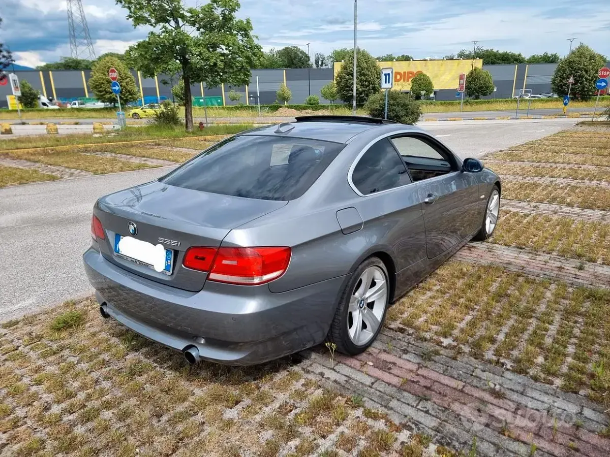 Usata BMW 335 306 CV (225 kW) 2007 Grigio Coupé
