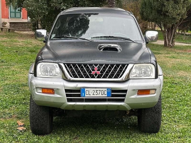 Usata Mitsubishi L200 116 CV (85 kW) 2003 Nero Pick-up