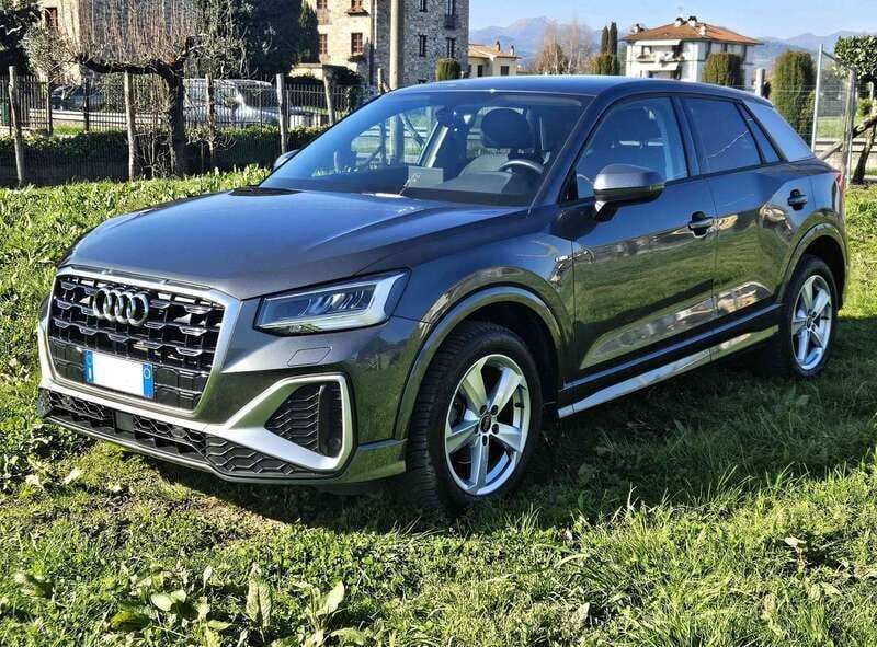 Grigio Usata 2021 Audi Q2 S-Line SUV | 23.990 € (Super prezzo) - Immagine 1/4