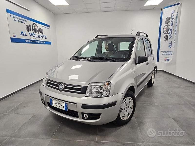 Grigio Usata 2007 Fiat Panda Dynamic Tre volumi | 3990 € (Buon prezzo) - Immagine 1/4