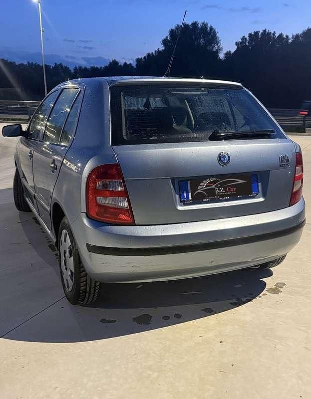 Usata Skoda Fabia Comfort 64 CV (47 kW) 2003 Berlina