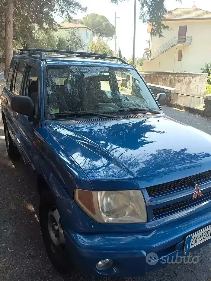 Usata Mitsubishi Pajero 129 CV (94 kW) 2002 Bluazzurro SUV