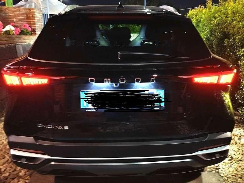 Usata Omoda 5 147 CV (108 kW) 2025 Nero SUV