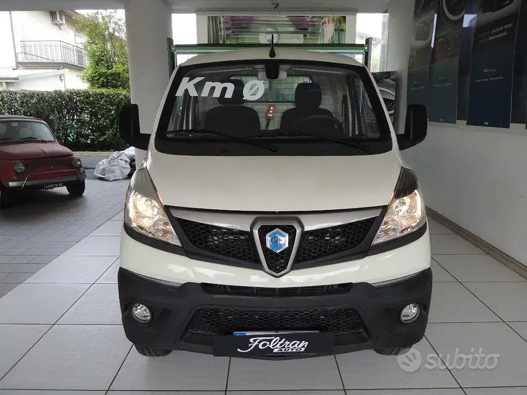 Nuova Piaggio Porter 106 CV (77 kW) 2025 Bianco Utilitaria