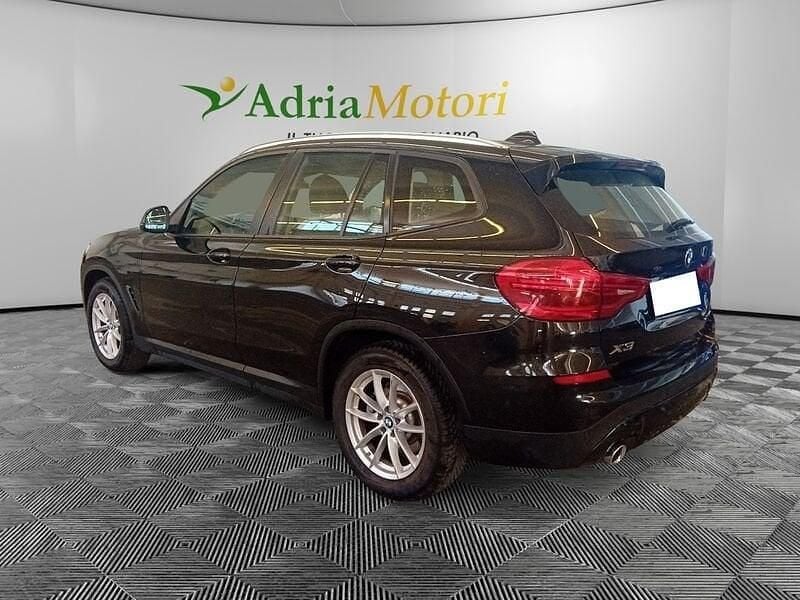 Second-hand BMW X3 Advantage 190 CP (139 kW) 2021 Negru SUV