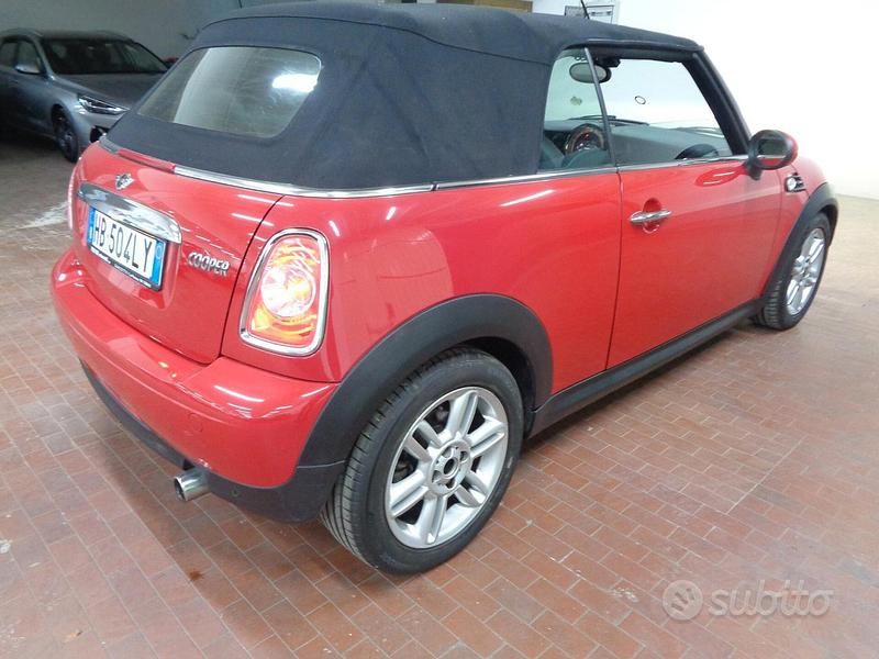 Usata Mini Cooper Cabriolet 122 CV (89 kW) 2013 Rosso Cabrio