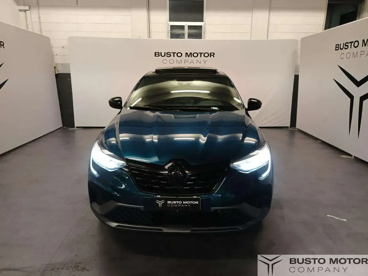 Usata Renault Arkana Techno 145 CV (106 kW) 2023 Blu/azzurro SUV