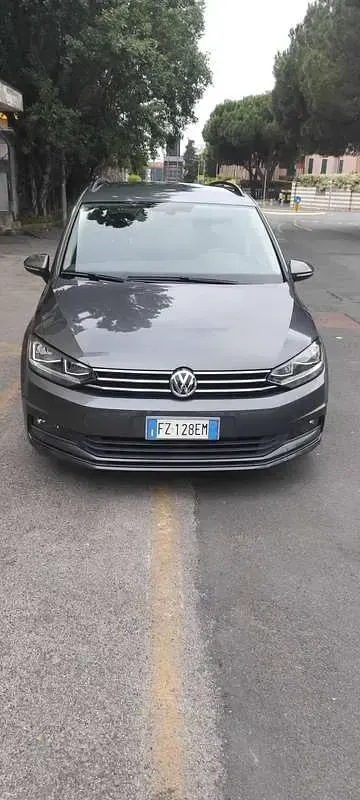 Gebraucht VW Touran Business 116 PS (85 kW) 2020 Grau Van / Kleinbus