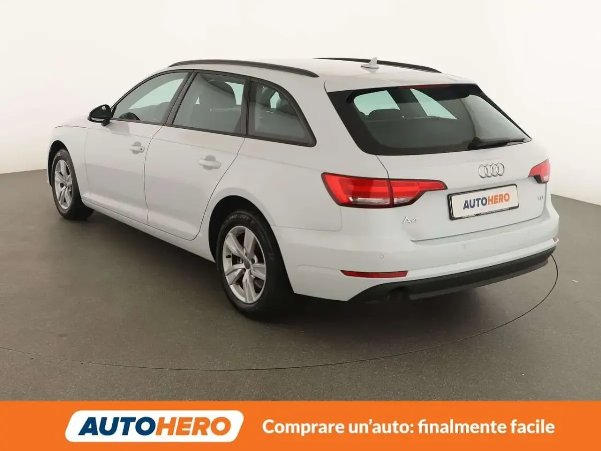 Usata Audi A4 150 CV (110 kW) 2018 Bianco Station wagon