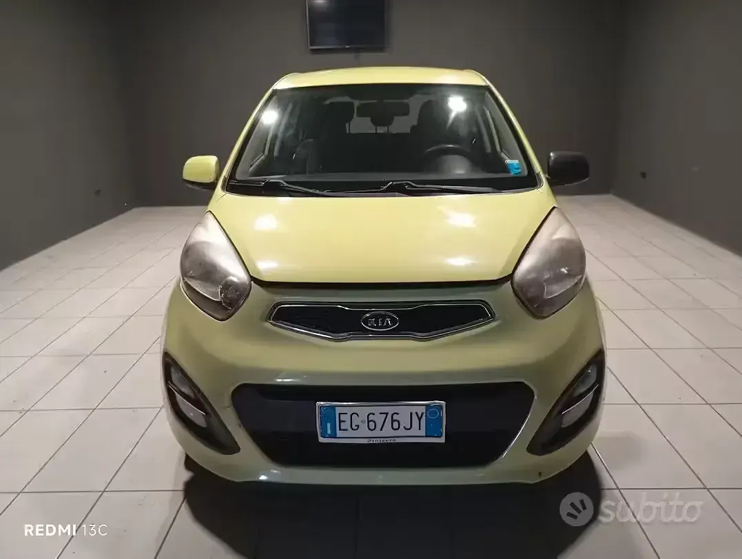 Usata Kia Picanto Style 69 CV (50 kW) 2011 Giallo Utilitaria