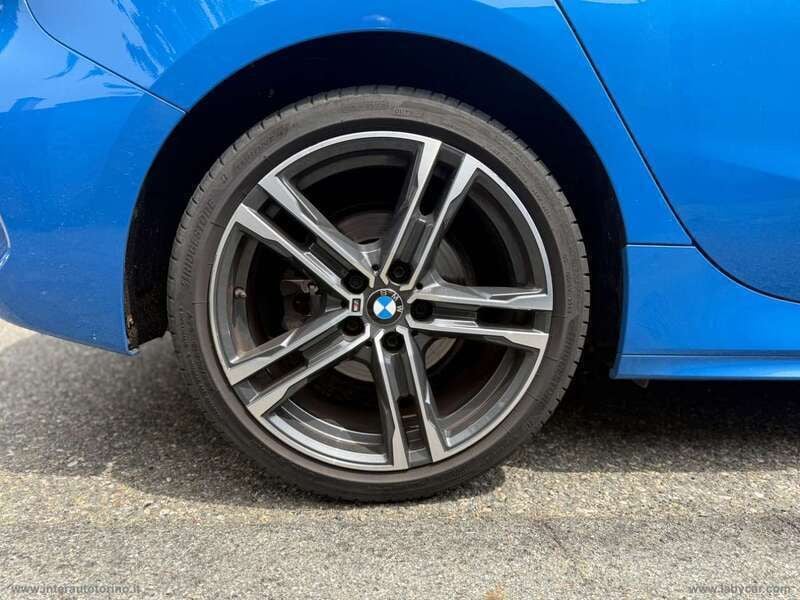 Usata BMW 118 M Sport 150 CV (110 kW) 2021 Blu/azzurro Utilitaria