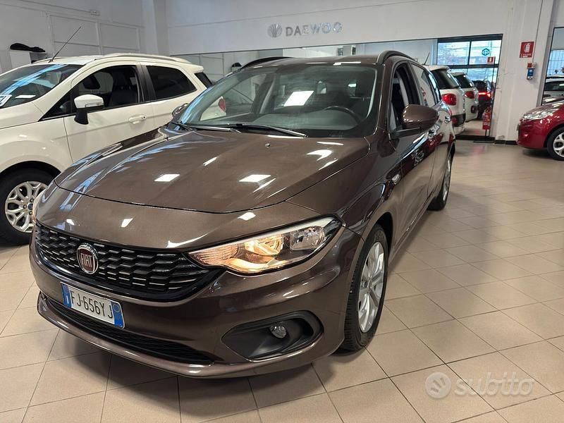 Usata Fiat Tipo Wagon 95 CV (69 kW) 2017 Marrone Station wagon