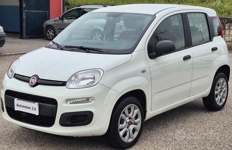 Usata Fiat Panda Easy 85 CV (62 kW) 2016 Bianco Utilitaria