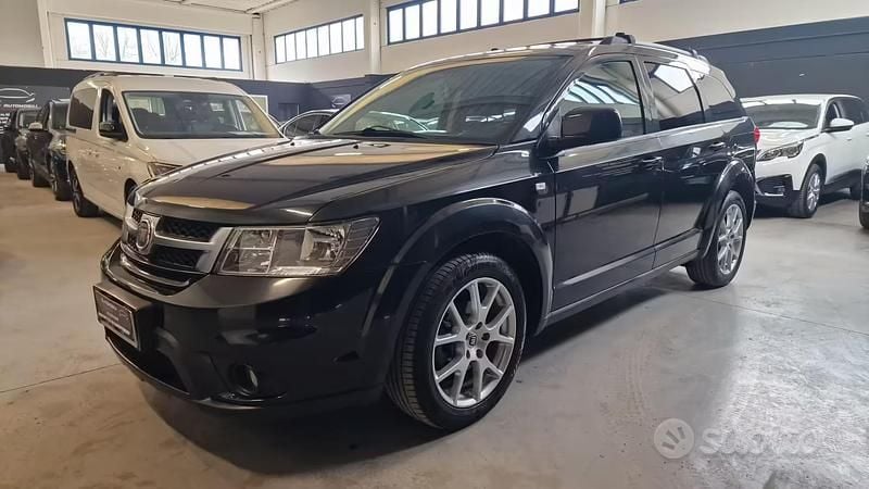 Usata Fiat Freemont Lounge 140 CV (102 kW) 2012 Nero SUV