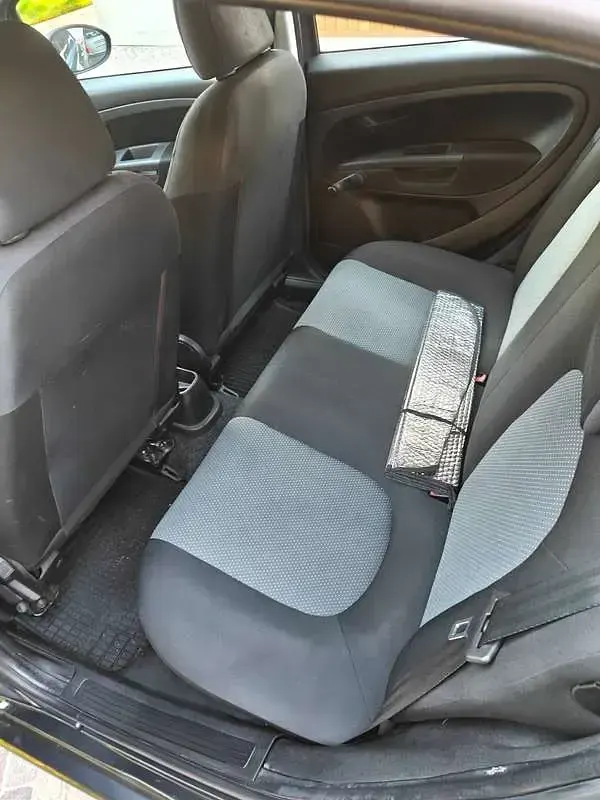 Usata Fiat Grande Punto Dynamic 77 CV (56 kW) 2010 Grigio Utilitaria