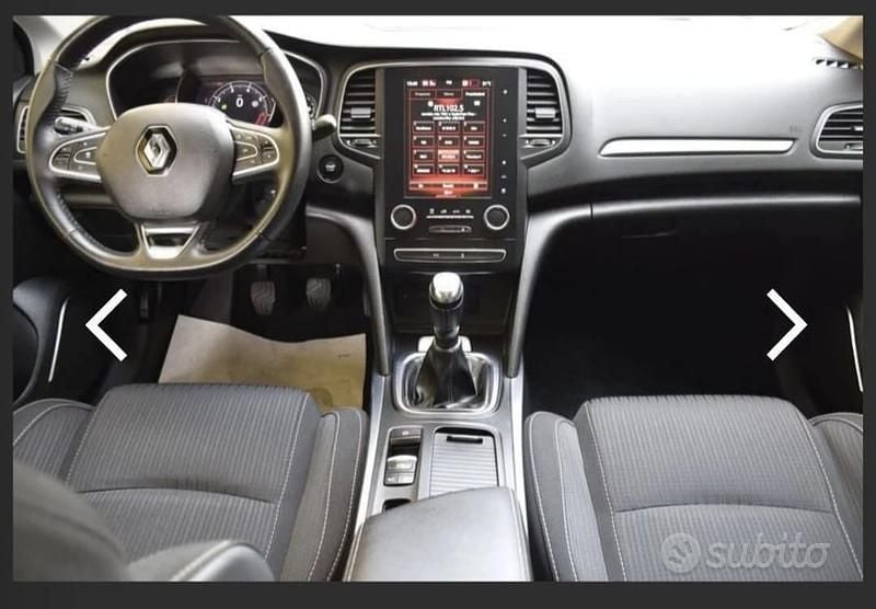 Usata Renault Mégane IV 140 CV (102 kW) 2018 Blu Berlina