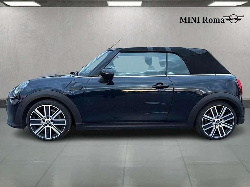Usata Mini Cooper Cabriolet 136 CV (100 kW) 2021 Enigmatic black metallic Cabrio