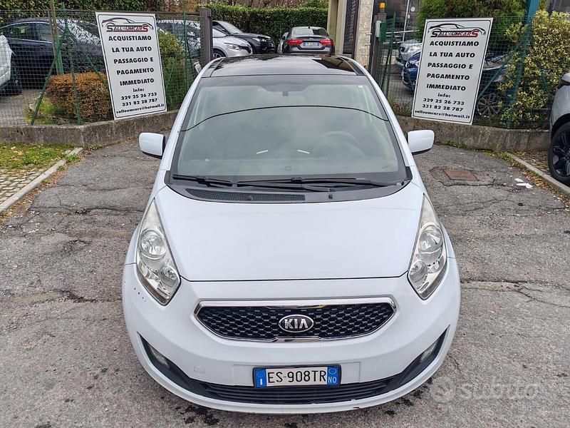 Usata Kia Venga LX 90 CV (66 kW) 2013 Bianco Utilitaria