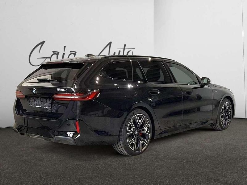 Usata BMW 540 M Sport 303 CV (222 kW) 2025 Grigio Station wagon