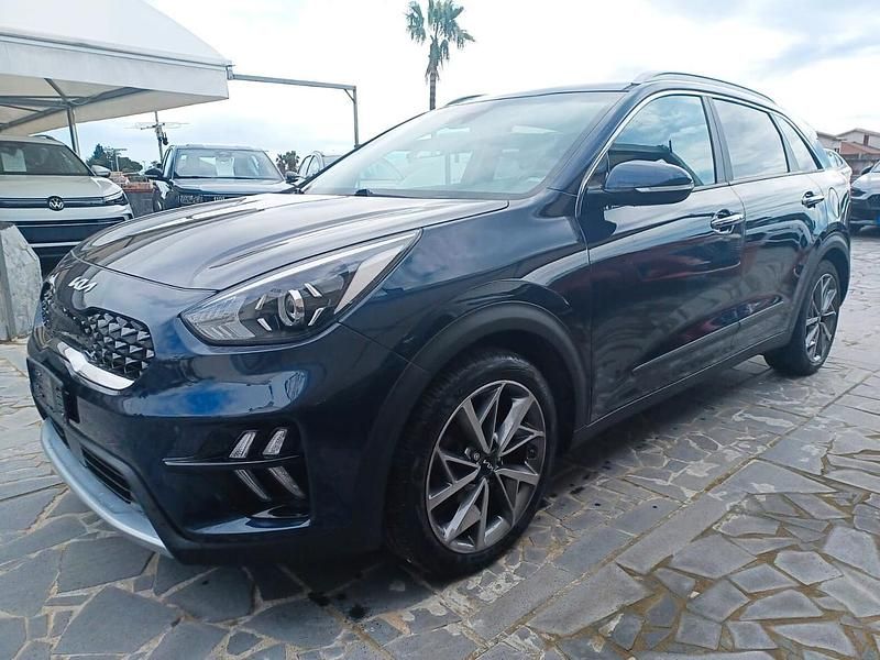 Usata Kia Niro Style 104 CV (76 kW) 2021 Blu SUV