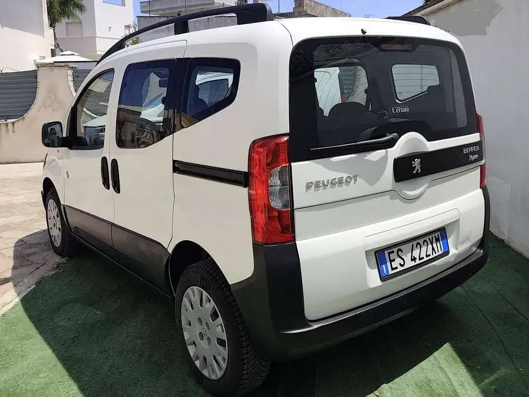 Usata Peugeot TePee Premium 75 CV (55 kW) 2013 Bianco Station wagon