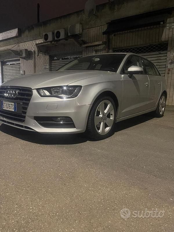 Usata Audi A3 105 CV (77 kW) 2014 Grigio Berlina