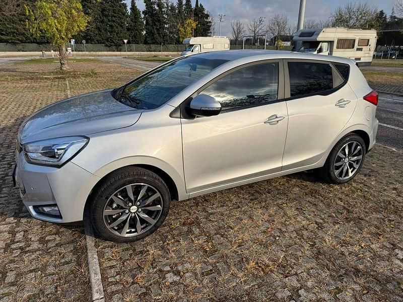 Argento Usata 2023 EVO Evo 3 SUV | 11.500 € (Ottimo prezzo) - Immagine 1/4