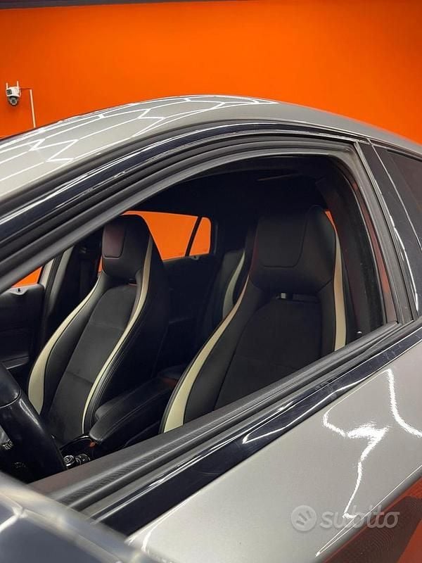 Usata Infiniti Q30 Sport Tech 170 CV (125 kW) 2017 Argento Berlina